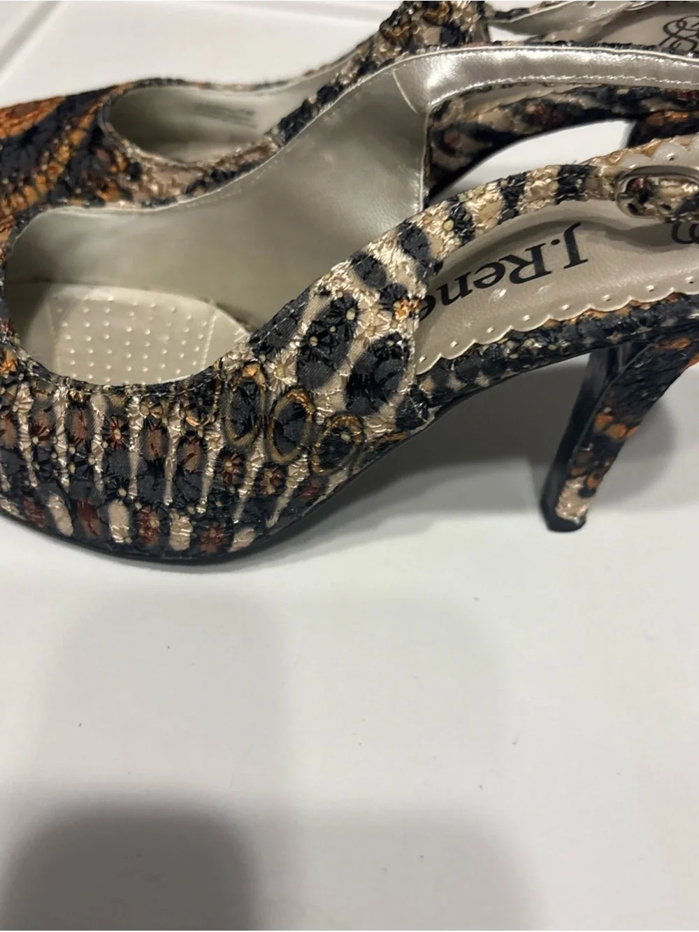 J.Renee Women's Black and Brown Patterned Slingback Heels